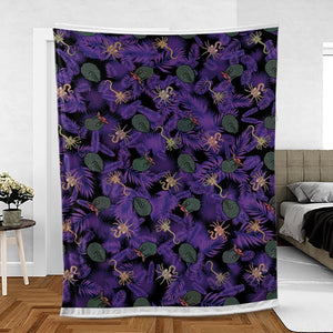 Alien Facehugger Ovomorph Fleece Blanket