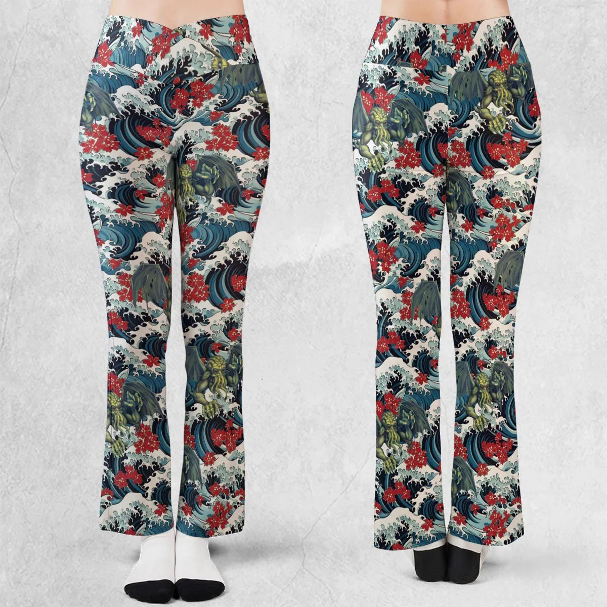 Great Waves Cthulhu Flare Leggings
