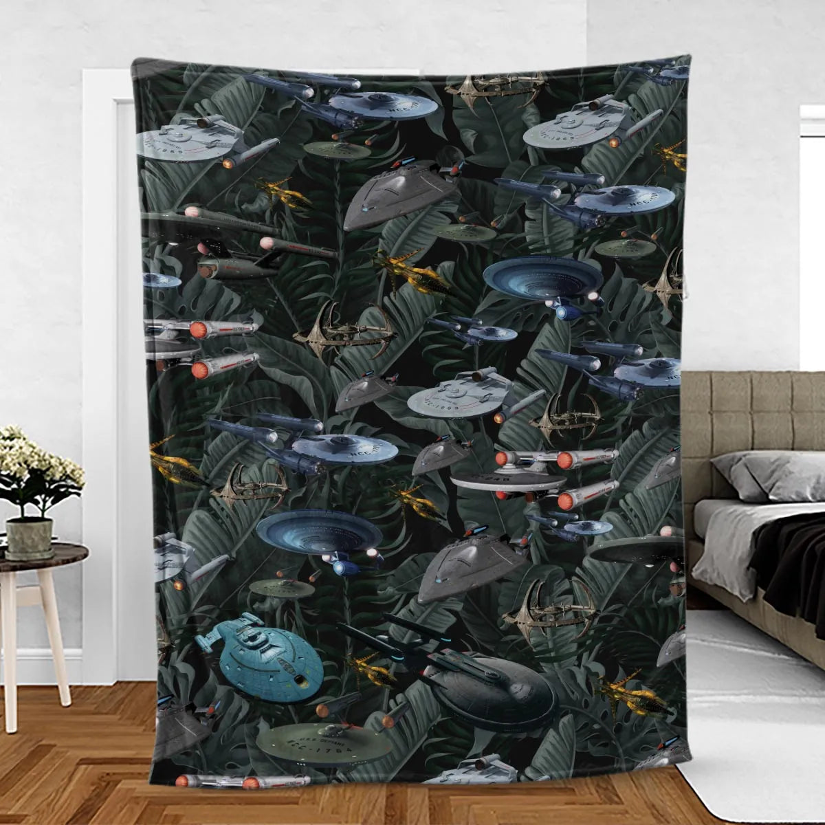 Star Trek Spaceship Pattern Fleece Blanket
