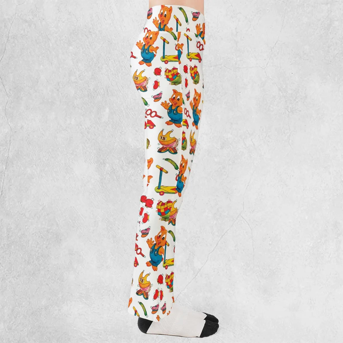 Hamton Outfit Looney Tunes Flare Leggings