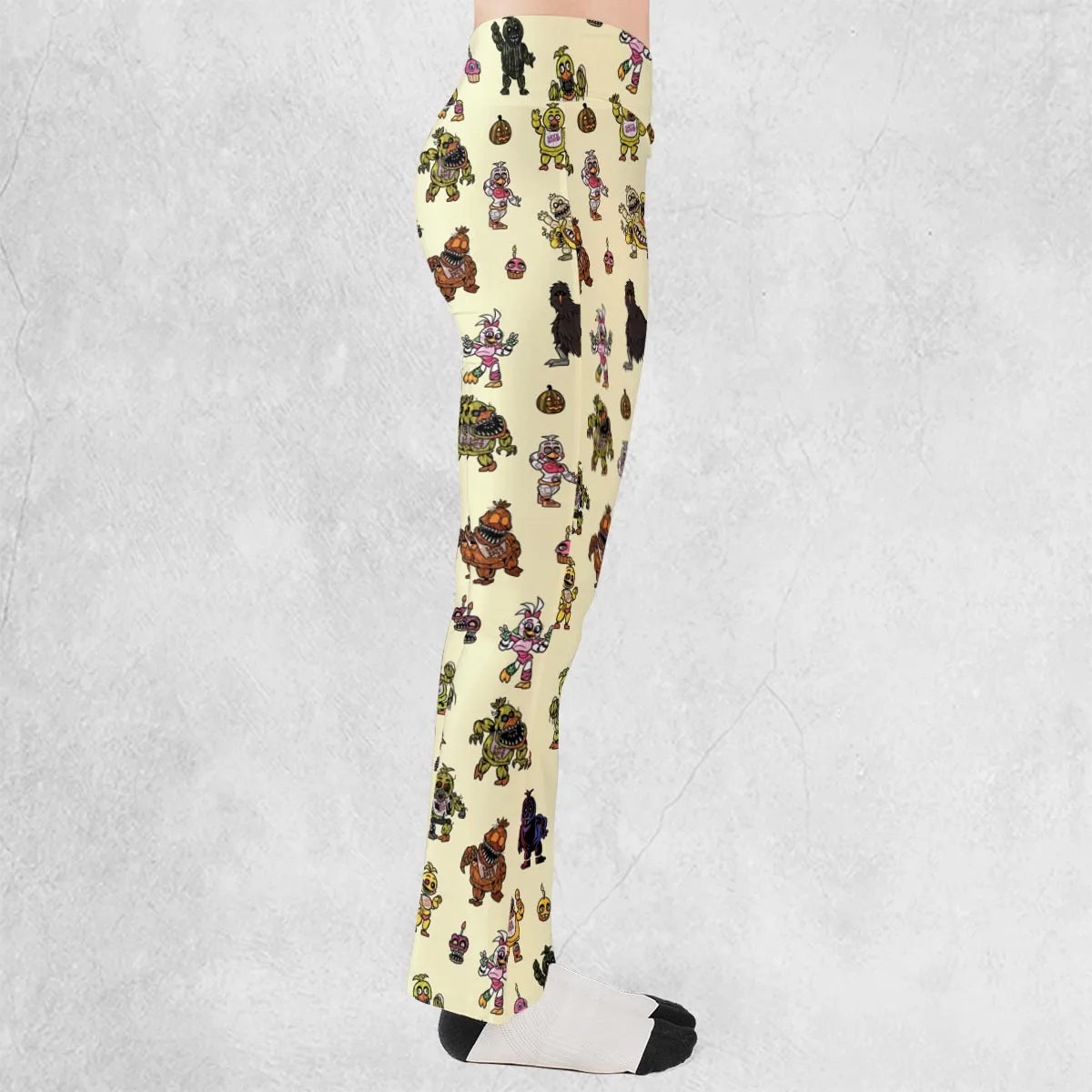Chica Chicken Five Nights at Freddy's Pattern Flare Leggings