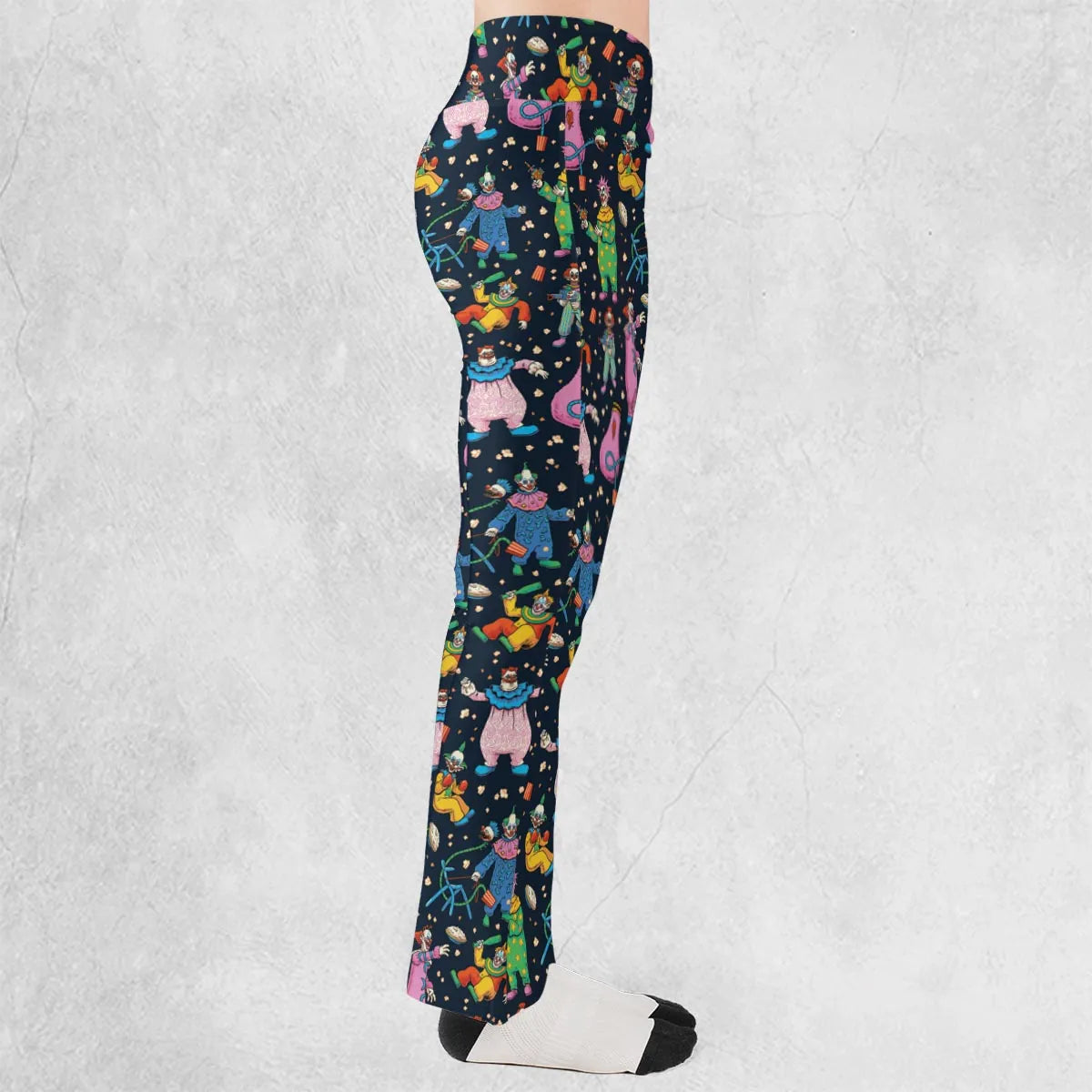 Clowns Popcorn Killer Klowns from Outer Space Pattern Flare Leggings