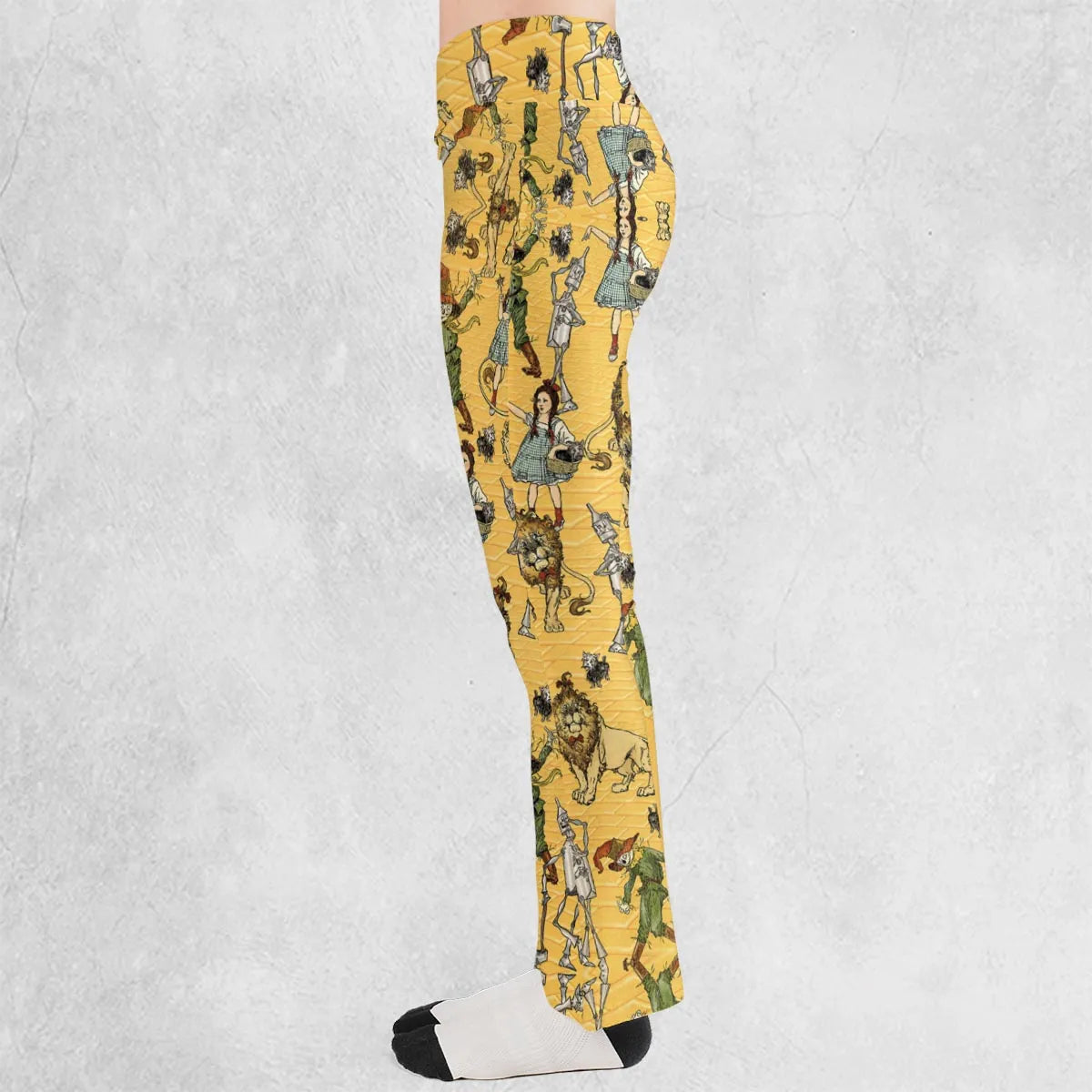 Magic Of Oz Characters Pattern Flare Leggings