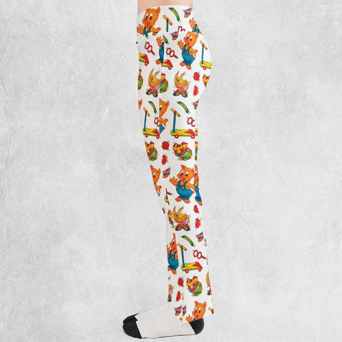 Hamton Outfit Looney Tunes Flare Leggings