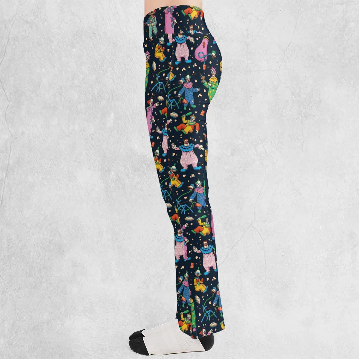 Clowns Popcorn Killer Klowns from Outer Space Pattern Flare Leggings
